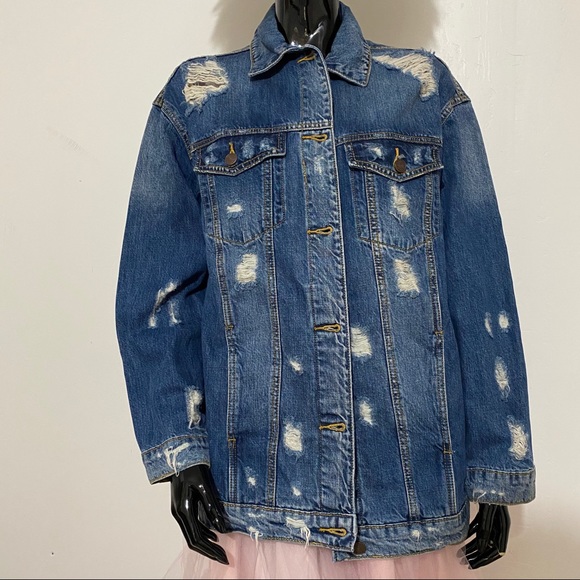 Oversized Denim Jacket - Picture 4 of 6